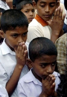 Children in pray