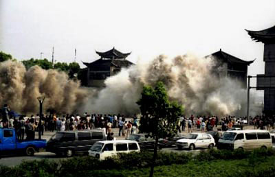 Fake Tsunami Pictures: #2 - FAKE tsunami picture